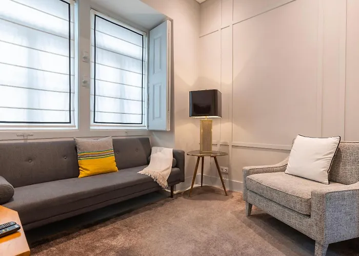 Elegant Apartment In Bairro Alto By Lovelystay